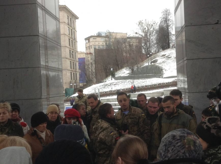 В Киеве простились с погибшим бойцом «Айдара» Скифом (ФОТО, ВИДЕО) (фото) - фото 1 В Киеве простились с погибшим бойцом «Айдара» Скифом (ФОТО, ВИДЕО) (фото) - фото 1