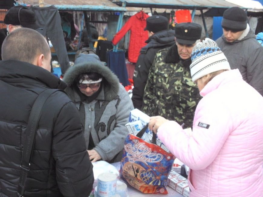 В Кривом Роге контрабандные сигареты продают несовершеннолетним (ФОТО, ВИДЕО) (фото) - фото 1 В Кривом Роге контрабандные сигареты продают несовершеннолетним (ФОТО, ВИДЕО) (фото) - фото 1