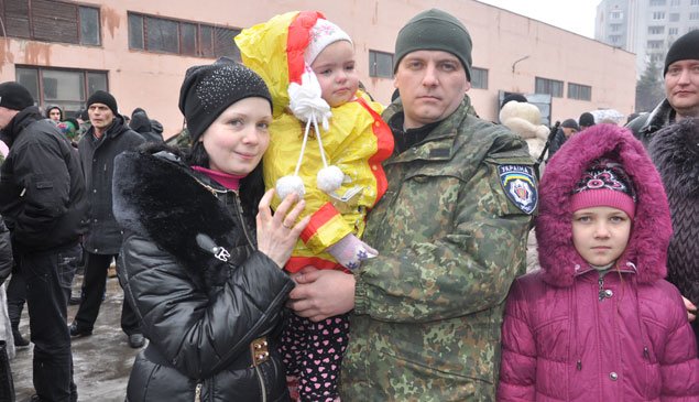 Зведений загін тернопільських міліціонерів протягом місяця патрулюватиме в зоні АТО (ФОТО) (фото) - фото 2 Зведений загін тернопільських міліціонерів протягом місяця патрулюватиме в зоні АТО (ФОТО) (фото) - фото 2