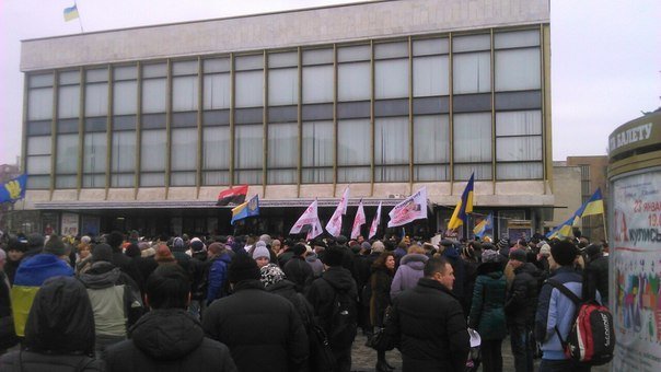 «Я Волноваха»: Как проходит Марш против терроризма в Днепропетровске (СТРИМ, ФОТО) (фото) - фото 1 «Я Волноваха»: Как проходит Марш против терроризма в Днепропетровске (СТРИМ, ФОТО) (фото) - фото 1