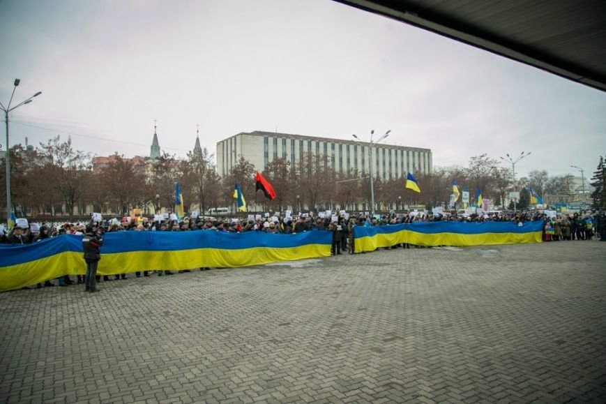 Марш против терроризма в Днепропетровске в лицах (ФОТОРЕПОРТАЖ, ВИДЕО) (фото) - фото 1 Марш против терроризма в Днепропетровске в лицах (ФОТОРЕПОРТАЖ, ВИДЕО) (фото) - фото 1