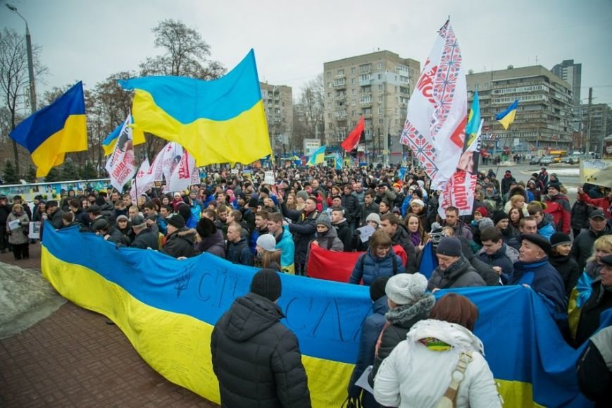 Марш против терроризма в Днепропетровске в лицах (ФОТОРЕПОРТАЖ, ВИДЕО) (фото) - фото 1 Марш против терроризма в Днепропетровске в лицах (ФОТОРЕПОРТАЖ, ВИДЕО) (фото) - фото 1