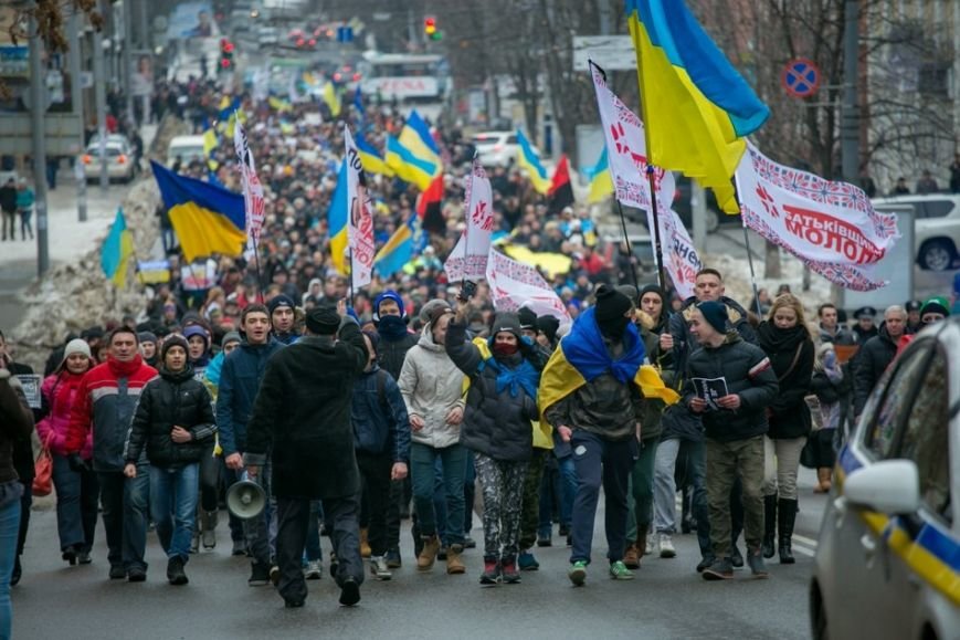 Марш против терроризма в Днепропетровске в лицах (ФОТОРЕПОРТАЖ, ВИДЕО) (фото) - фото 1 Марш против терроризма в Днепропетровске в лицах (ФОТОРЕПОРТАЖ, ВИДЕО) (фото) - фото 1