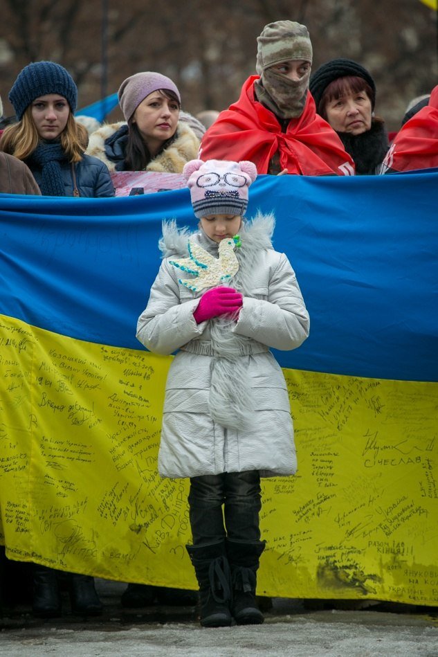 Марш против терроризма в Днепропетровске в лицах (ФОТОРЕПОРТАЖ, ВИДЕО) (фото) - фото 1 Марш против терроризма в Днепропетровске в лицах (ФОТОРЕПОРТАЖ, ВИДЕО) (фото) - фото 1