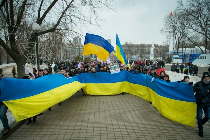 Марш против терроризма в Днепропетровске в лицах (ФОТОРЕПОРТАЖ, ВИДЕО) (фото) - фото 1 Марш против терроризма в Днепропетровске в лицах (ФОТОРЕПОРТАЖ, ВИДЕО) (фото) - фото 1