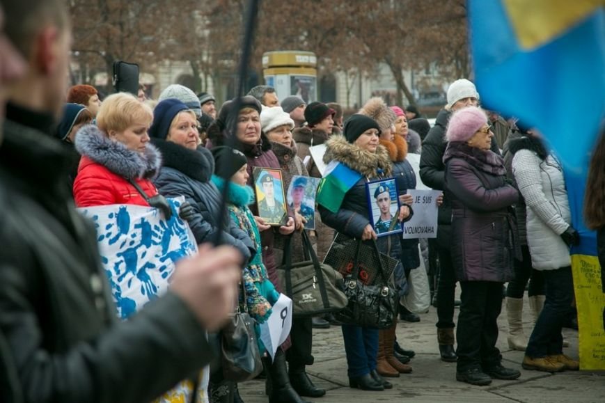 Марш против терроризма в Днепропетровске в лицах (ФОТОРЕПОРТАЖ, ВИДЕО) (фото) - фото 1 Марш против терроризма в Днепропетровске в лицах (ФОТОРЕПОРТАЖ, ВИДЕО) (фото) - фото 1