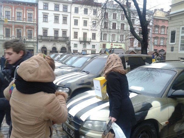 Зі Львова в зону АТО відправили 10 автомобілів (ФОТО+ВІДЕО) (фото) - фото 3 Зі Львова в зону АТО відправили 10 автомобілів (ФОТО+ВІДЕО) (фото) - фото 3