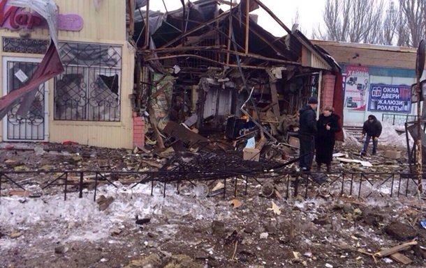 Під час обстрілу у Дебальцево загинули чоловік та його 12-річний син (ФОТО) (фото) - фото 1 Під час обстрілу у Дебальцево загинули чоловік та його 12-річний син (ФОТО) (фото) - фото 1