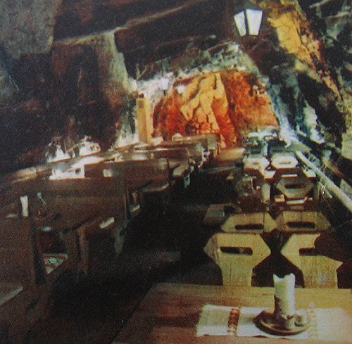 Втрачений Ужгород: підземний ресторан «Скала» (ФОТО) (фото) - фото 2 Втрачений Ужгород: підземний ресторан «Скала» (ФОТО) (фото) - фото 2