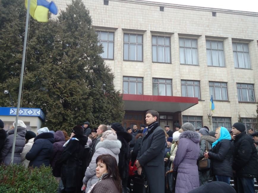 У Тернопільської РДА відкрили меморіальну дошку Героям «Небесної сотні» (фото) (фото) - фото 1 У Тернопільської РДА відкрили меморіальну дошку Героям «Небесної сотні» (фото) (фото) - фото 1