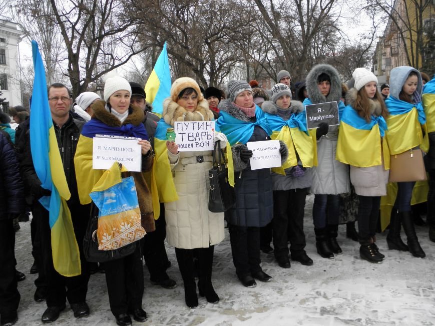 В Краматорске почтили память погибших мариупольцев (ФОТО и ВИДЕО) (фото) - фото 1 В Краматорске почтили память погибших мариупольцев (ФОТО и ВИДЕО) (фото) - фото 1