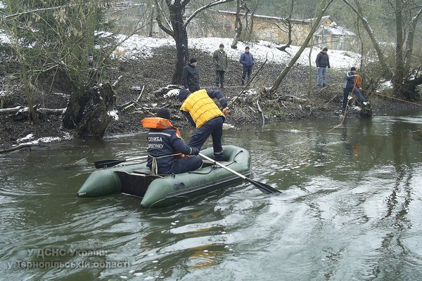 На Тернопільщині вже майже тиждень рятувальники шукають зниклого чоловіка (фото) (фото) - фото 1 На Тернопільщині вже майже тиждень рятувальники шукають зниклого чоловіка (фото) (фото) - фото 1