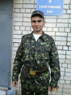 Кривой Рог скорбит: 28 января объявлен Днем траура по погибшему в зоне АТО Альбертом Саруханяном (фото) - фото 1 Кривой Рог скорбит: 28 января объявлен Днем траура по погибшему в зоне АТО Альбертом Саруханяном (фото) - фото 1