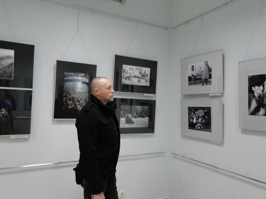 Фотовиставка «Перша з фондів» відкрилась у Хмельницькому (фото) - фото 1 Фотовиставка «Перша з фондів» відкрилась у Хмельницькому (фото) - фото 1