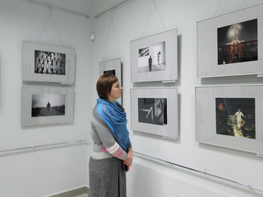 Фотовиставка «Перша з фондів» відкрилась у Хмельницькому (фото) - фото 1 Фотовиставка «Перша з фондів» відкрилась у Хмельницькому (фото) - фото 1