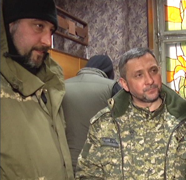 «Счастливый билет»: как жители Донбасса получают пропуски для выезда из зоны АТО (фото) - фото 8 «Счастливый билет»: как жители Донбасса получают пропуски для выезда из зоны АТО (фото) - фото 8