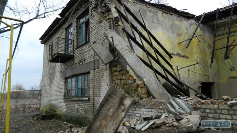 В Одесской области рухнуло здание детский спортивной школы (ФОТО) (фото) - фото 1 В Одесской области рухнуло здание детский спортивной школы (ФОТО) (фото) - фото 1