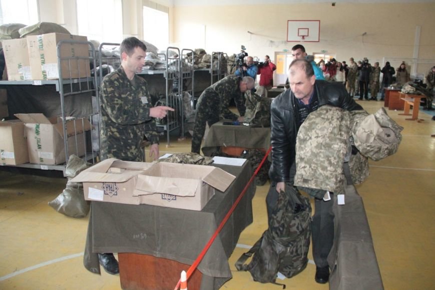 Мобілізований розповів, який насправді одяг отримують бійці (ФОТОРЕ... Мобілізований розповів, який насправді одяг отримують бійці (ФОТОРЕПОРТАЖ) (фото) - фото 2