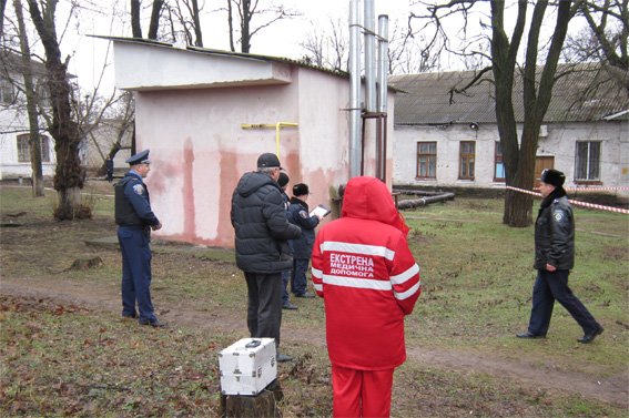 На Кіровоградщині міліціонери з іншими відомствами відпрацьовують злагодженість дій у разі виявлення вибухового пристрою (фото) - фото 1 На Кіровоградщині міліціонери з іншими відомствами відпрацьовують злагодженість дій у разі виявлення вибухового пристрою (фото) - фото 1