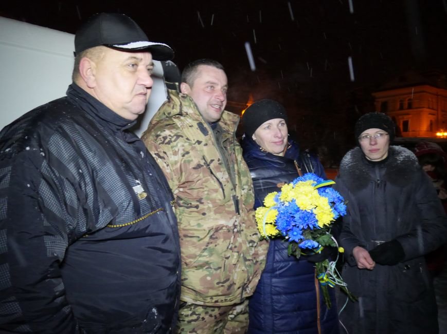 Тернопіль зустрів бійців 24-тої бригади, які повернулися із зони АТО (фото) - фото 1 Тернопіль зустрів бійців 24-тої бригади, які повернулися із зони АТО (фото) - фото 1
