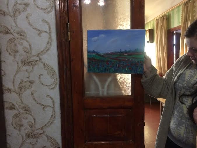 Юная мариупольчанка, справляется с пережитым на «Восточном», смотря... Юная мариупольчанка, справляется с пережитым на «Восточном», смотря на рисованное море( ФОТО) (фото) - фото 5