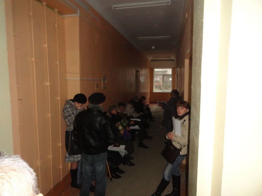 Для получения пропуска в зону АТО нужно от 22 до 25 дней (ФОТО) (фото) - фото 1 Для получения пропуска в зону АТО нужно от 22 до 25 дней (ФОТО) (фото) - фото 1
