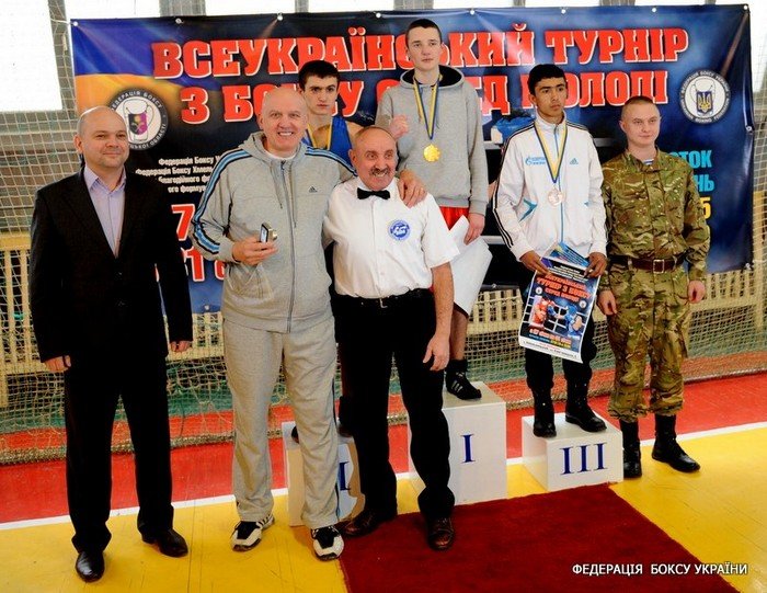 Боксер Евгений Ленковский из Кривого Рога выступил на молодежном турнире памяти Евгения Кужельного (ФОТО) (фото) - фото 1 Боксер Евгений Ленковский из Кривого Рога выступил на молодежном турнире памяти Евгения Кужельного (ФОТО) (фото) - фото 1