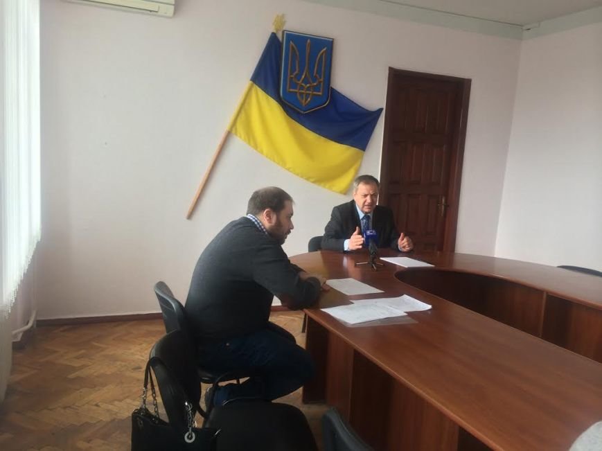 В Мариуполе на большую часть кабминовских денег закупят стройматериалы (фото) - фото 1 В Мариуполе на большую часть кабминовских денег закупят стройматериалы (фото) - фото 1