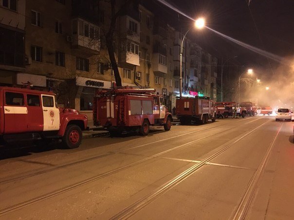 В центре Одессы во время пожара погибли два человека (фото) - фото 1 В центре Одессы во время пожара погибли два человека (фото) - фото 1