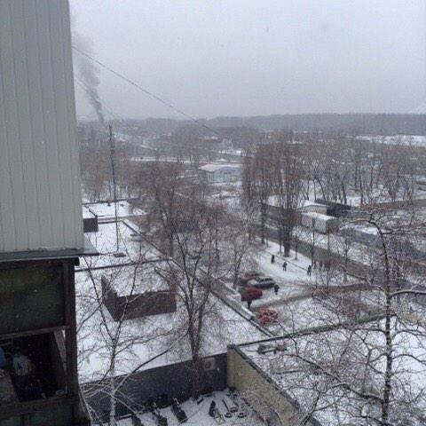 В Донецке снаряд попал в мост, соединяющий Текстильщик и Петровский район (ФОТО) (фото) - фото 2 В Донецке снаряд попал в мост, соединяющий Текстильщик и Петровский район (ФОТО) (фото) - фото 2
