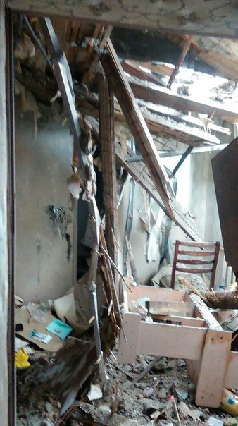 Бойцы на передовой: «Мы по-прежнему полностью контролируем то, что осталось от Песок» (ФОТО) (фото) - фото 15 Бойцы на передовой: «Мы по-прежнему полностью контролируем то, что осталось от Песок» (ФОТО) (фото) - фото 15