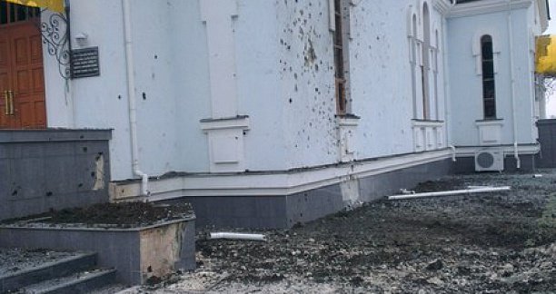 В Авдеевке под обстрел попал храм святой Марии Магдалины (ФОТО) (фото) - фото 1 В Авдеевке под обстрел попал храм святой Марии Магдалины (ФОТО) (фото) - фото 1