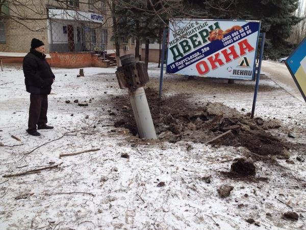 Краматорск в огне: город накрыли огнем из «Градов» ФОТО (ОБНОВЛЯЕТСЯ) (фото) - фото 4 Краматорск в огне: город накрыли огнем из «Градов» ФОТО (ОБНОВЛЯЕТСЯ) (фото) - фото 4