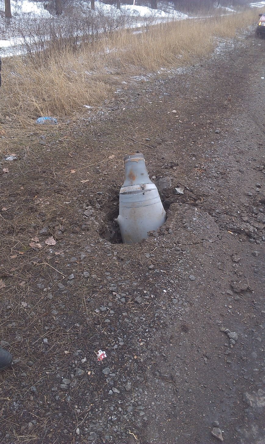 Гродовку накрыл «Смерч»: обстрел поселка признан террактом ФОТО, ВИДЕО (ОБНОВЛЯЕТСЯ) (фото) - фото 19 Гродовку накрыл «Смерч»: обстрел поселка признан террактом ФОТО, ВИДЕО (ОБНОВЛЯЕТСЯ) (фото) - фото 19