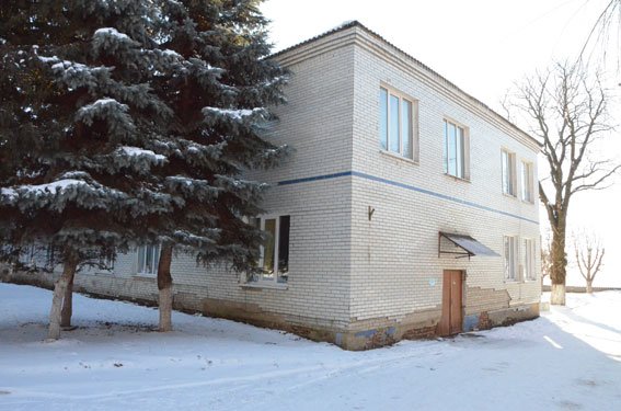 На Сумщине в роддом подкинули новорожденную девочку в пакете «ВМW» (ФОТО) (фото) - фото 1 На Сумщине в роддом подкинули новорожденную девочку в пакете «ВМW» (ФОТО) (фото) - фото 1