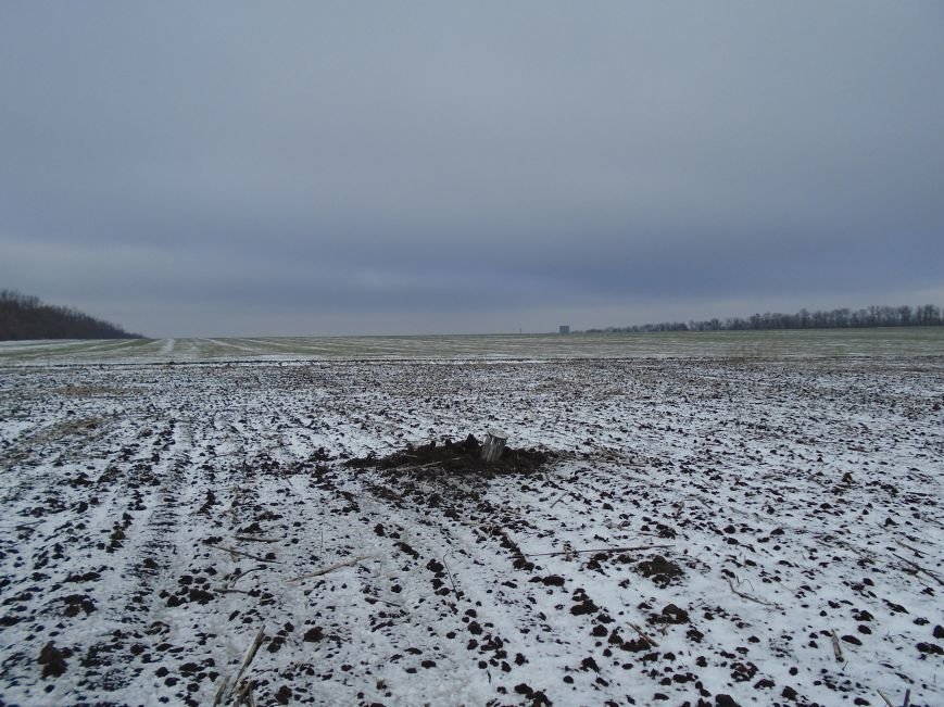Боеприпасы и разруха: новые кадры обстрела Гродовки (ОБНОВЛЕНО) (фото) - фото 41 Боеприпасы и разруха: новые кадры обстрела Гродовки (ОБНОВЛЕНО) (фото) - фото 41