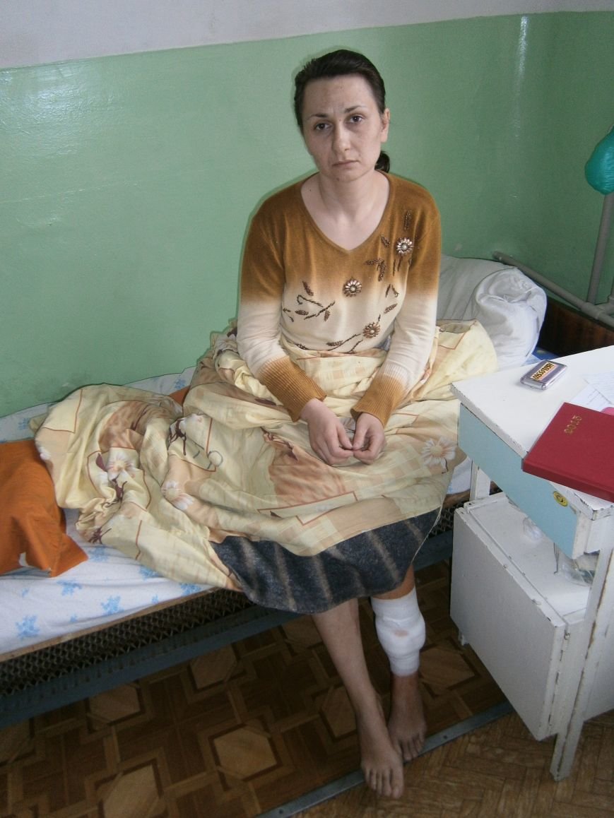 В Димитровской больнице с ранением находится переселенка из Авдеевки (фото) - фото 3 В Димитровской больнице с ранением находится переселенка из Авдеевки (фото) - фото 3