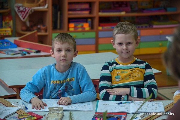 Жизнь в гродненском колхозе «Квасовка»: зарплата 7 млн и с..., фото-53 Жизнь в гродненском колхозе «Квасовка»: зарплата 7 млн и свинина за 60 тыс. (Фото), фото-53