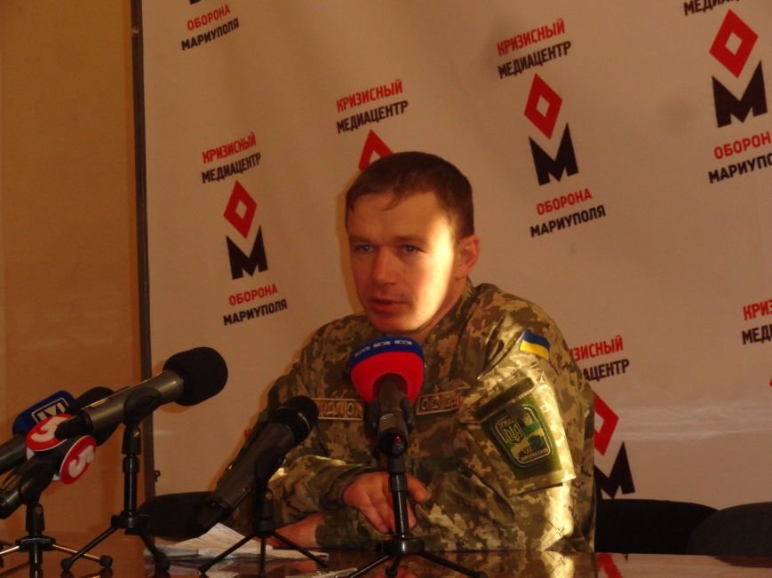 ВФ«ДНР» обстреливают Широкино из танков, 9 военнослужащих ранено (ФОТО+ВИДЕО) (фото) - фото 1 ВФ«ДНР» обстреливают Широкино из танков, 9 военнослужащих ранено (ФОТО+ВИДЕО) (фото) - фото 1