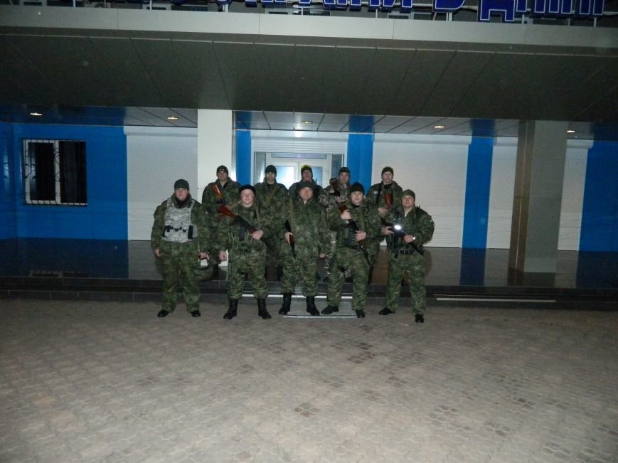 В зону АТО для охраны общественного порядка отправились криворожские правоохранители (ФОТО) (фото) - фото 1 В зону АТО для охраны общественного порядка отправились криворожские правоохранители (ФОТО) (фото) - фото 1