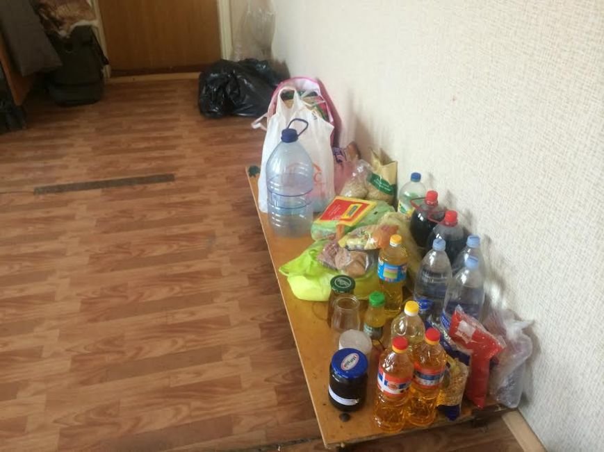 В Мариуполе пожилые жители Широкино обживаются на новом месте(ФОТО) (фото) - фото 2 В Мариуполе пожилые жители Широкино обживаются на новом месте(ФОТО) (фото) - фото 2