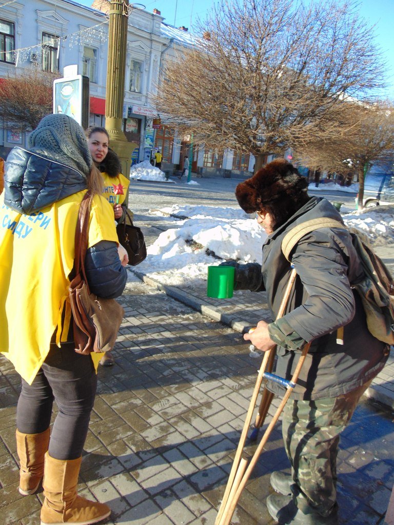 Доброта для сумчан від волонтерів СумДУ (ФОТО) (фото) - фото 1 Доброта для сумчан від волонтерів СумДУ (ФОТО) (фото) - фото 1