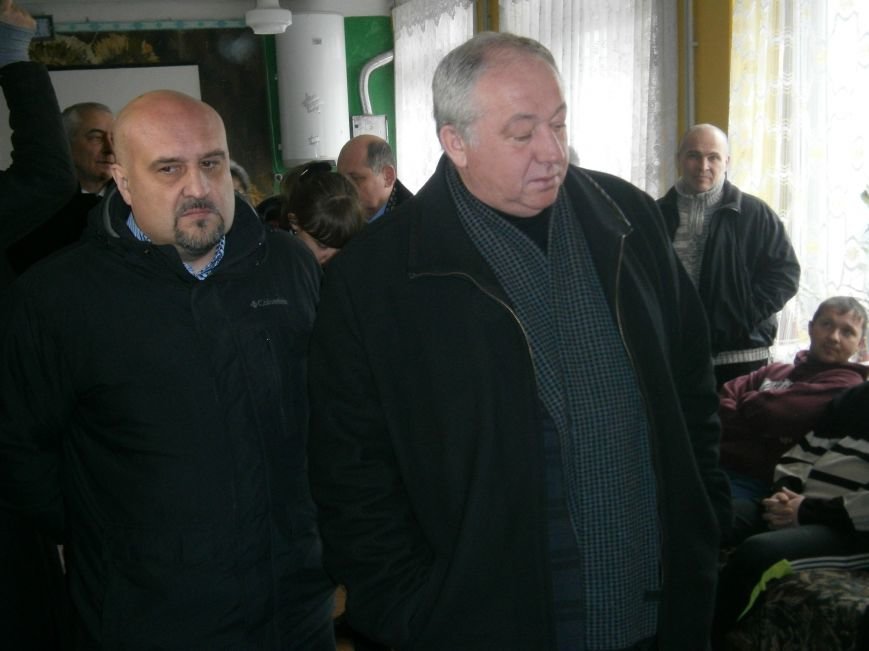 Губернатор области посетил центр размещения переселенцев в Добропольском районе (ФОТОРЕПОРТАЖ) (фото) - фото 15 Губернатор области посетил центр размещения переселенцев в Добропольском районе (ФОТОРЕПОРТАЖ) (фото) - фото 15