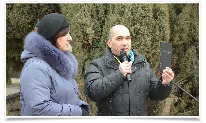 В Славянске прошёл митинг – реквием, посвящённый памяти Небесной Сотне (фото) - фото 3 В Славянске прошёл митинг – реквием, посвящённый памяти Небесной Сотне (фото) - фото 3