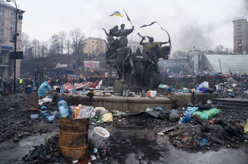 Одесситы на революционных киевских баррикадах год назад: как это было (фото) - фото 2 Одесситы на революционных киевских баррикадах год назад: как это было (фото) - фото 2