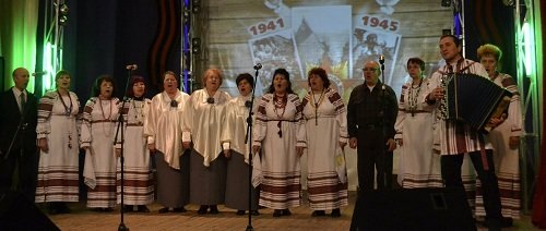 В Макеевке прошел фестиваль патриотической песни (фото) - фото 2