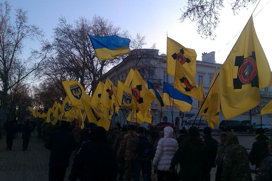 В Одессе маршем отпраздновала годовщину Самооборона (ФОТО, ВИДЕО) (фото) - фото 1 В Одессе маршем отпраздновала годовщину Самооборона (ФОТО, ВИДЕО) (фото) - фото 1