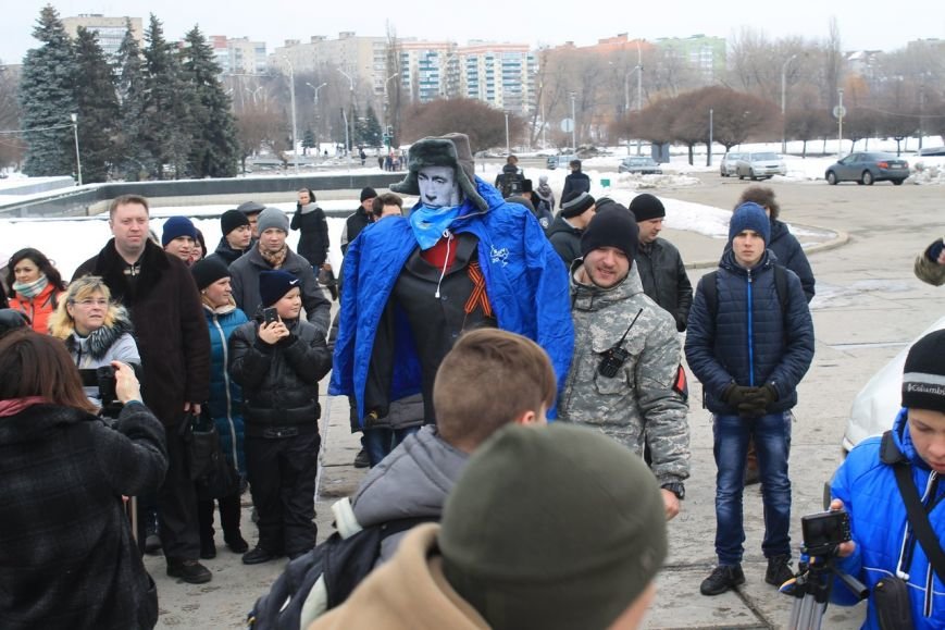 В Сумах на костре из покрышек сожгли чучело Путина (ФОТО+ВИДЕО) (фото) - фото 1 В Сумах на костре из покрышек сожгли чучело Путина (ФОТО+ВИДЕО) (фото) - фото 1