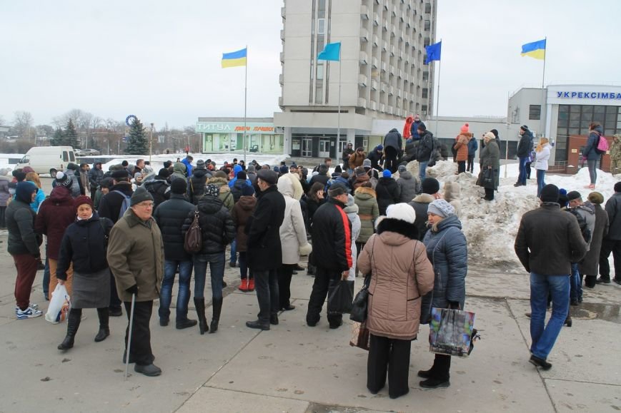 В Сумах на костре из покрышек сожгли чучело Путина (ФОТО+ВИДЕО) (фото) - фото 1 В Сумах на костре из покрышек сожгли чучело Путина (ФОТО+ВИДЕО) (фото) - фото 1