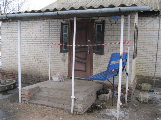На Сумщине парень убил отца за то, что тот храпел (ФОТО) (фото) - фото 1 На Сумщине парень убил отца за то, что тот храпел (ФОТО) (фото) - фото 1